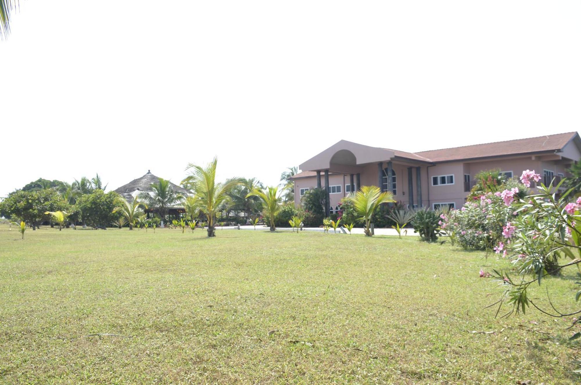 Bojo Beach Resort Botianaw Exterior photo
